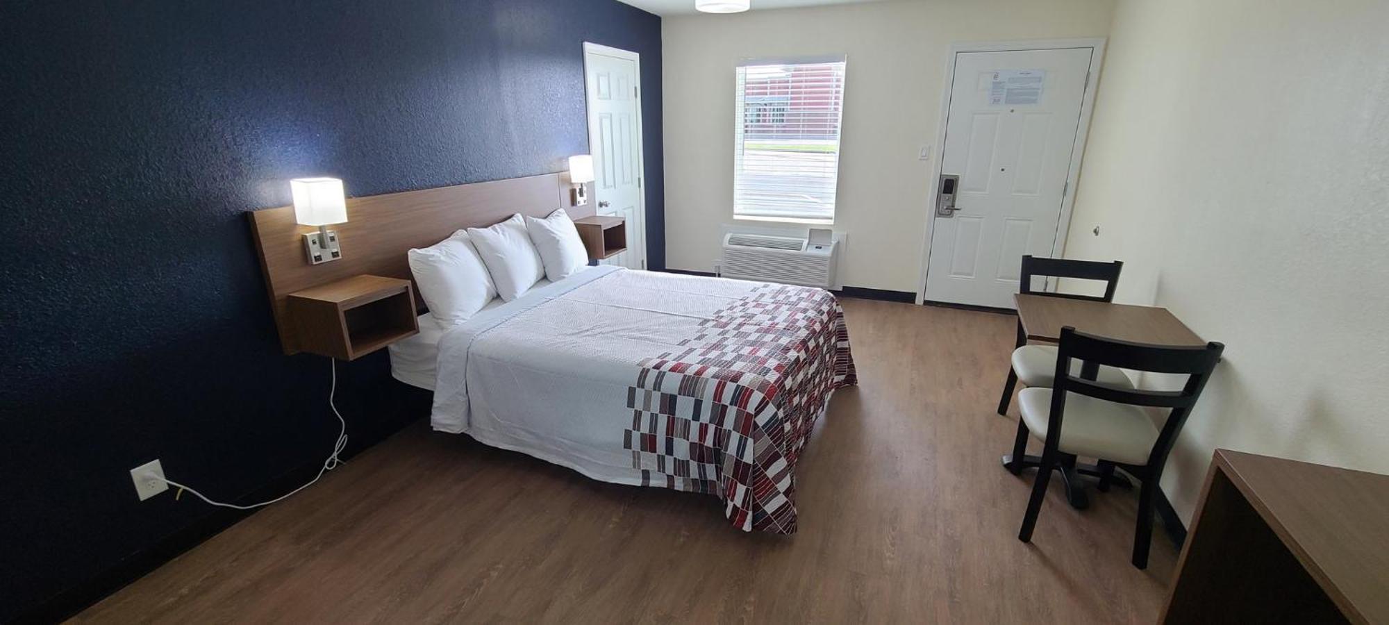 Red Roof Inn 拜伦 外观 照片