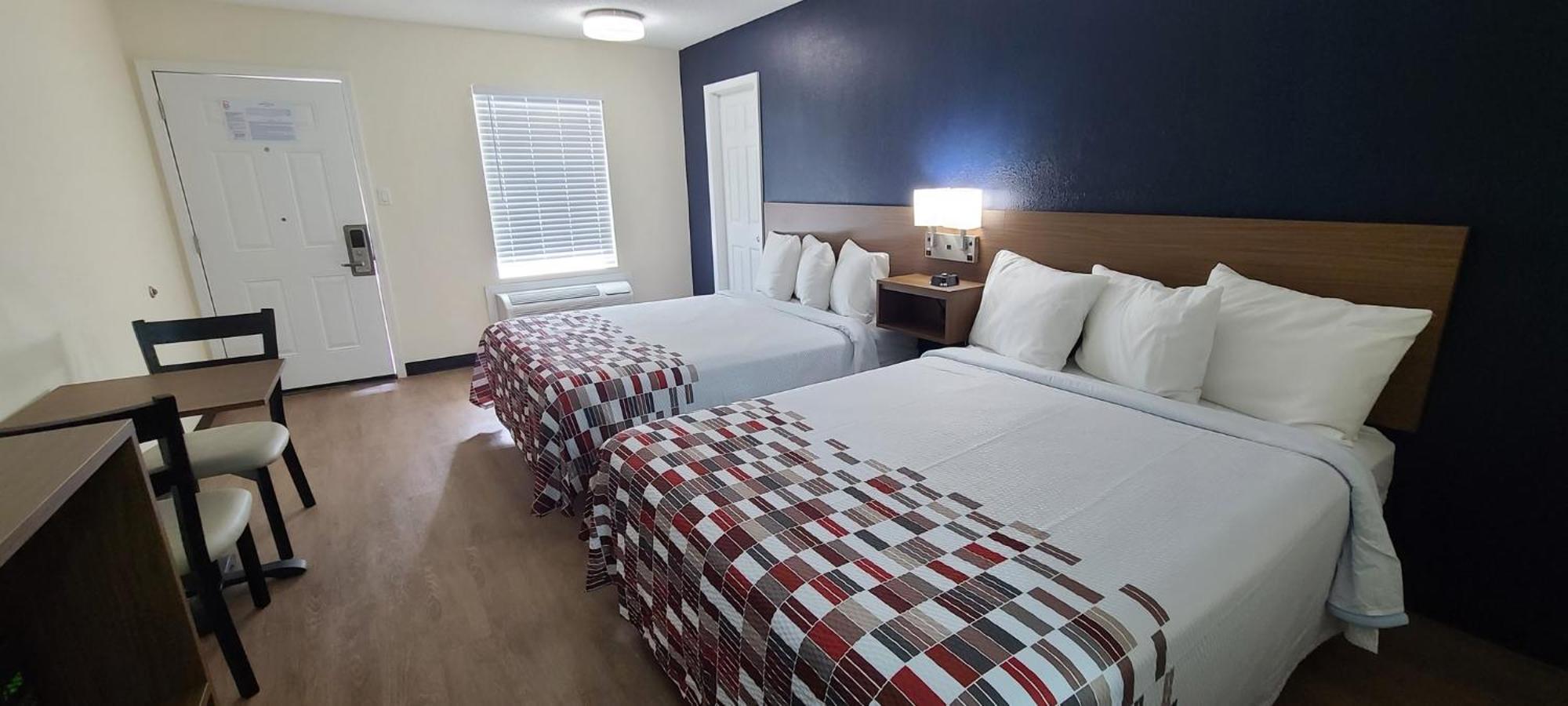 Red Roof Inn 拜伦 外观 照片